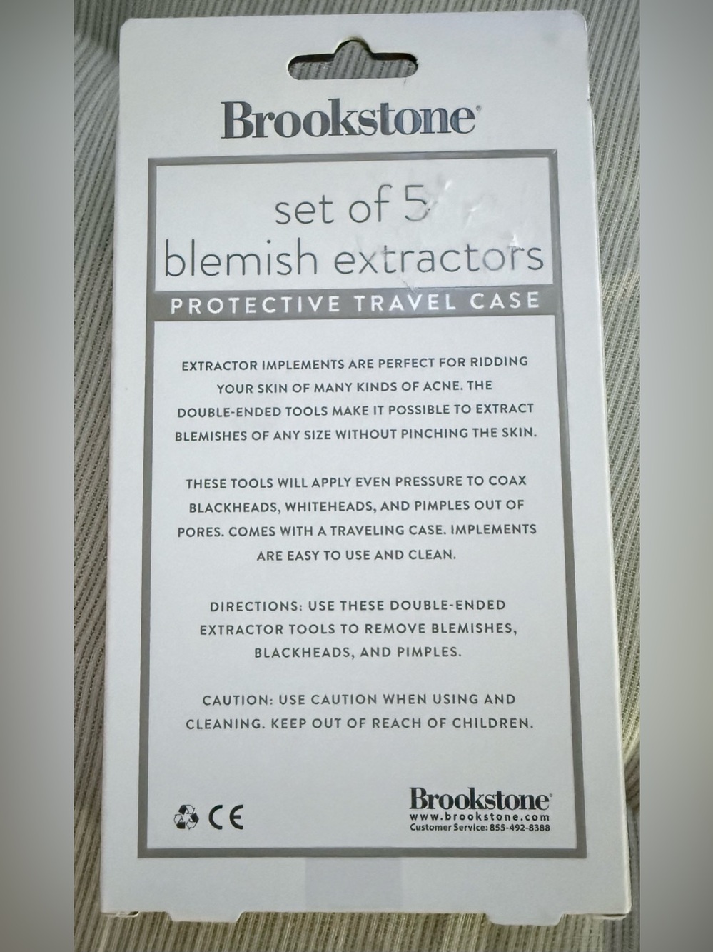 Brookstone® set of 5 blemish extractors - Picture 2 of 5